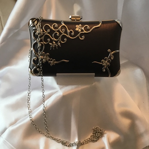 Fabulous Dark Grey Silver Scroll Detail Evening Bag - Picture 6 of 14